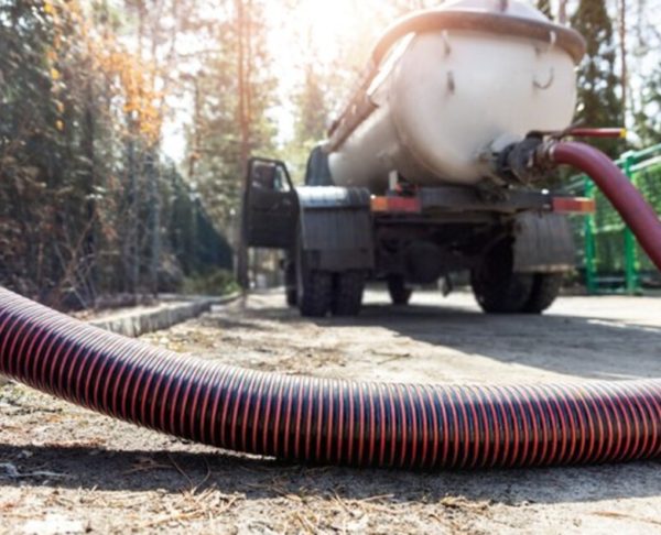 Septic-tank-cleaning